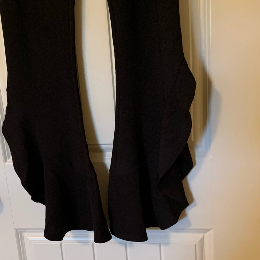 Black Ruffle Capri Pants - Picture 2 of 2